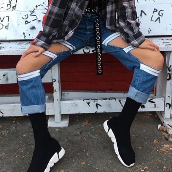 Carmar Jeans with holes - Picture 8 of 8